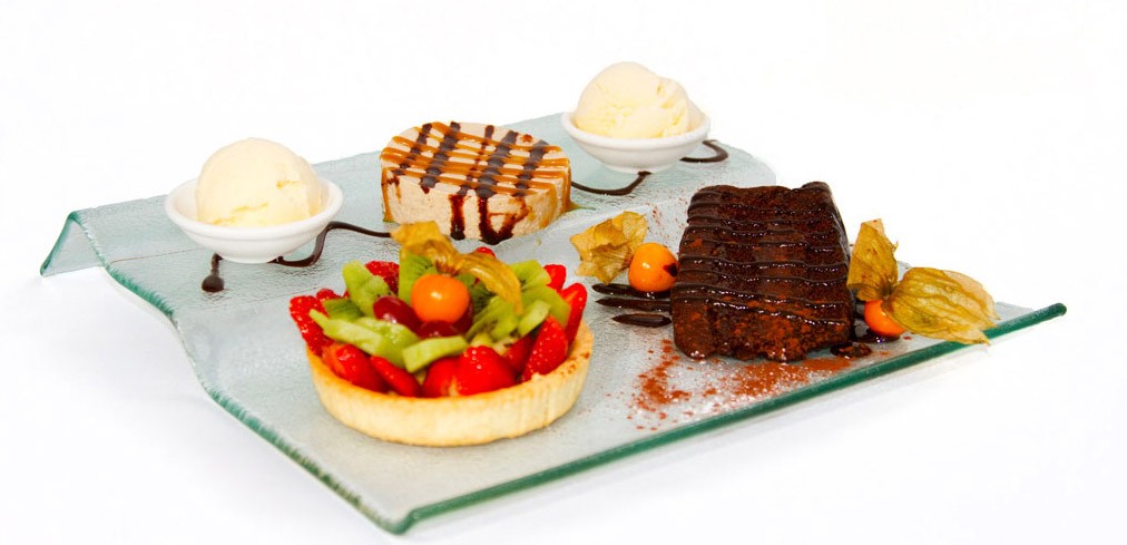 Fruit Tartlet, Banana Mousse & Choce Fudge Cake